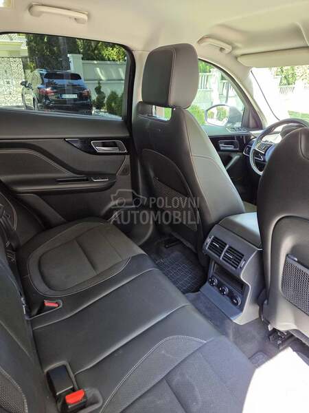 Jaguar F pace R dynamic virtual