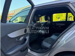 Mercedes Benz C 200 4MATIC slika 19