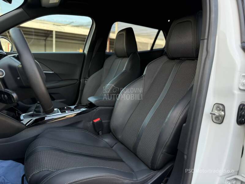 Peugeot 2008 GT/3DVirtual/Kamera