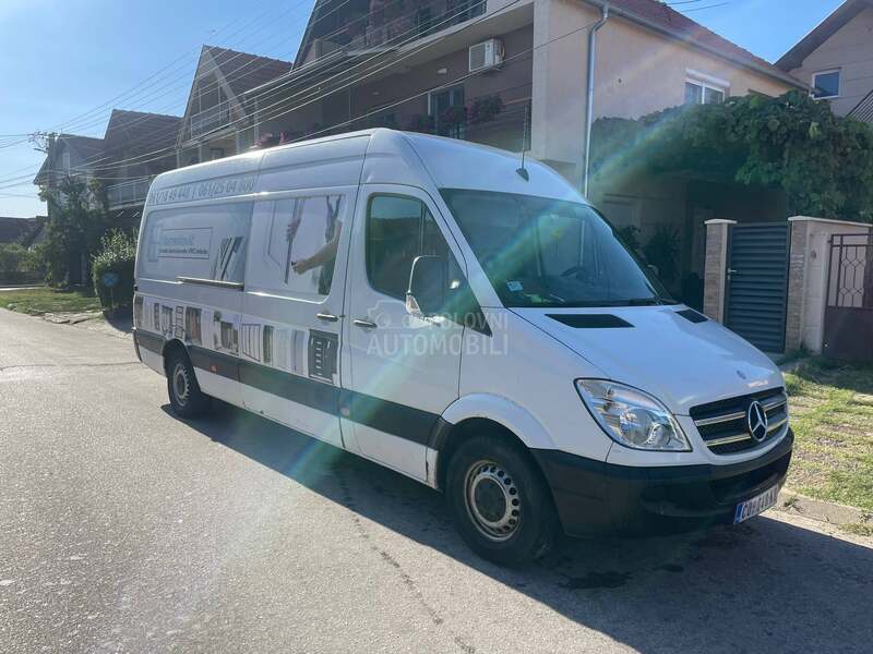 Mercedes Benz Sprinter 315