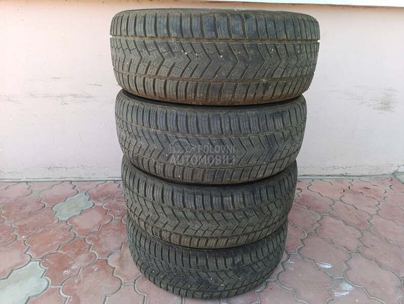Linglong 215/55 R17 Zimska