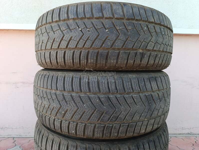 Linglong 215/55 R17 Zimska