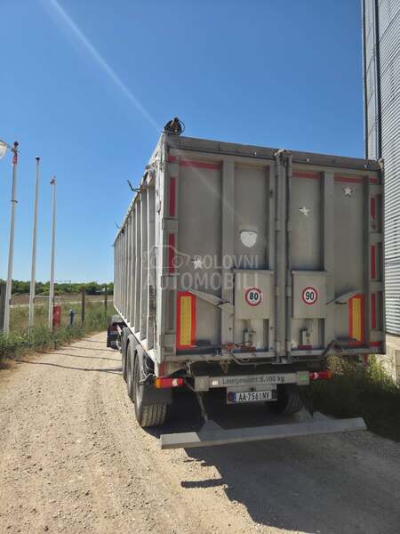 DAF XF i Benalu