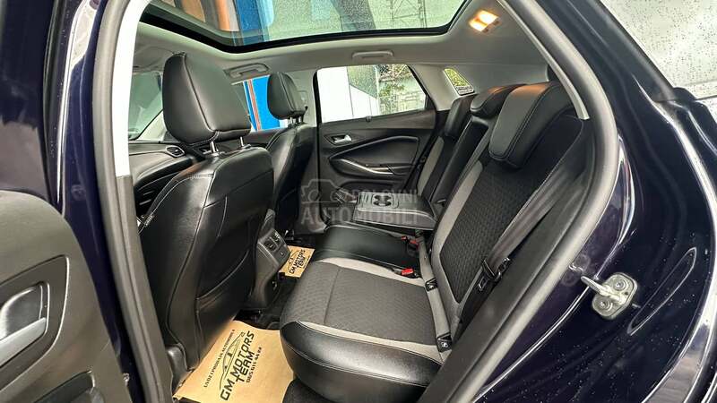 Opel Grandland X ULTIMATE FUL PANO