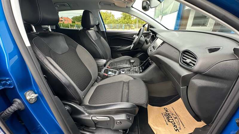 Opel Grandland X INOVATION MATRIX LED