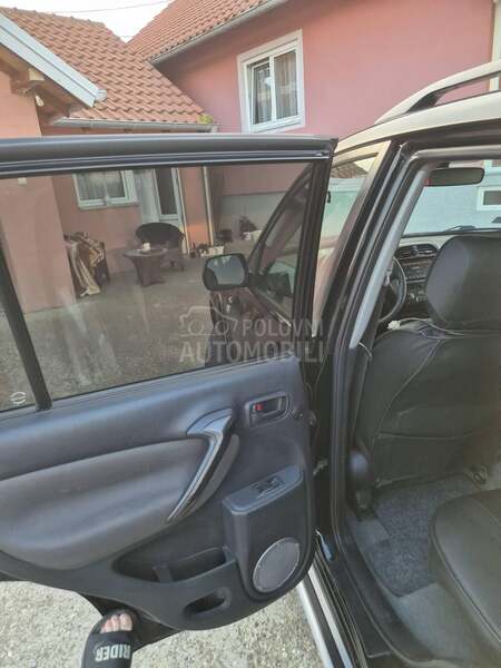 Toyota RAV 4 