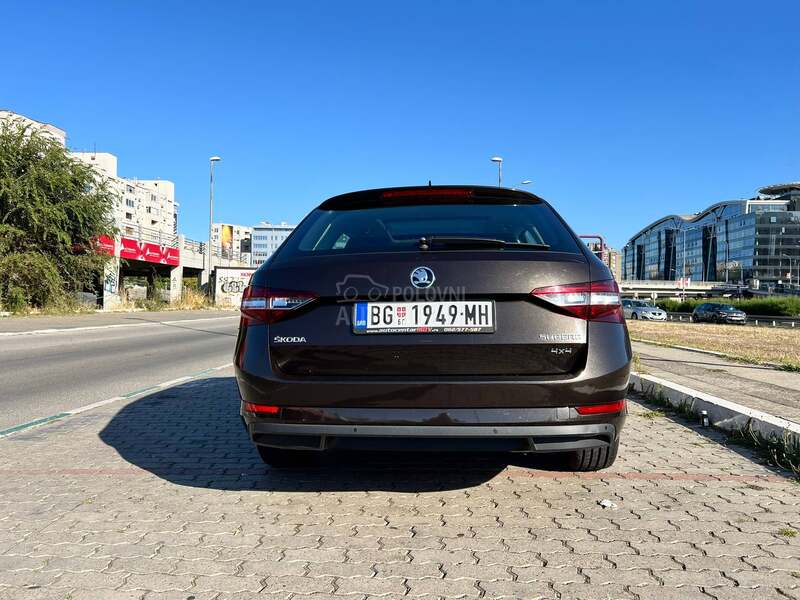 Škoda Superb Dsg 4x4 Style