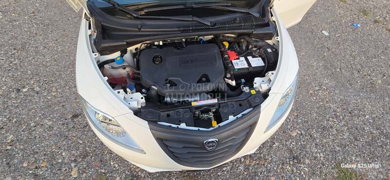 Lancia Ypsilon 0.9 twin air