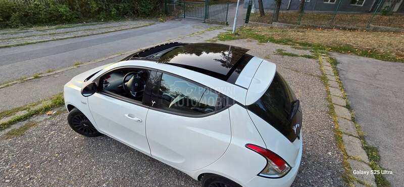 Lancia Ypsilon 0.9 twin air