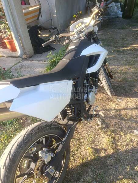 Derbi senda