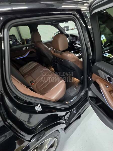 BMW X5 M50d