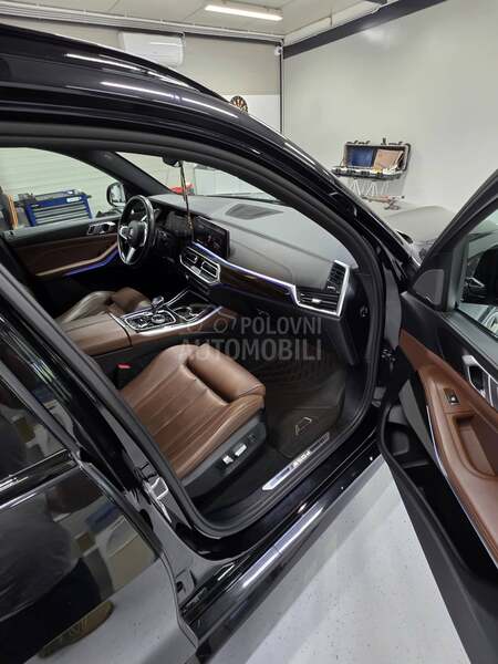 BMW X5 M50d