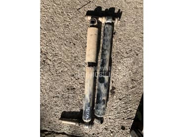 zadnji amortizeri za Lada Niva