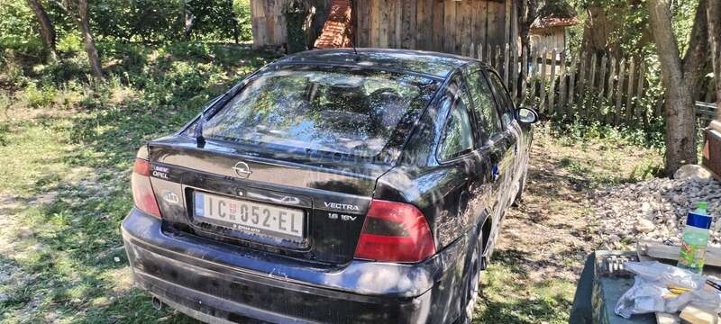 Opel Vectra B 1.6 16v