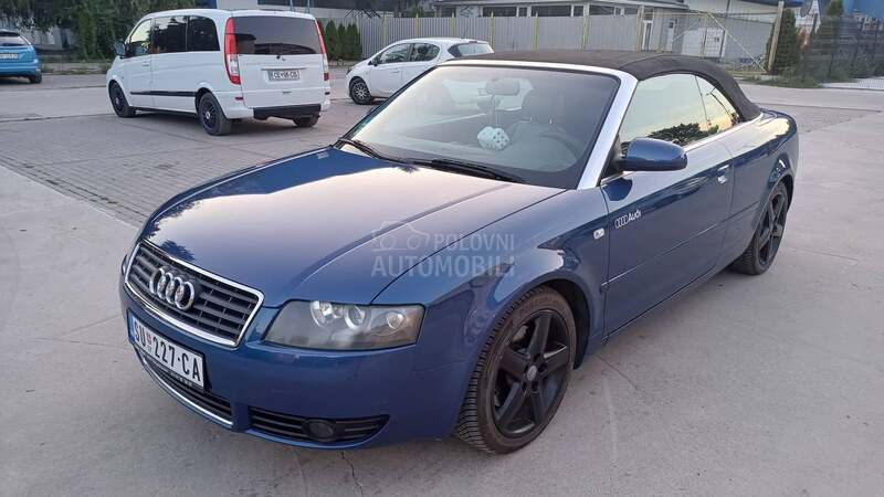 Audi A4 cabrio 2.4 V6