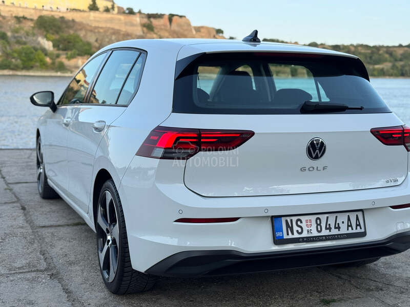 Volkswagen Golf 8 Golf 8 1.0 eTSI