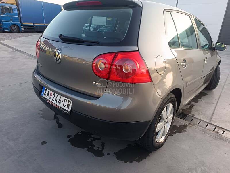 Volkswagen Golf 5 
