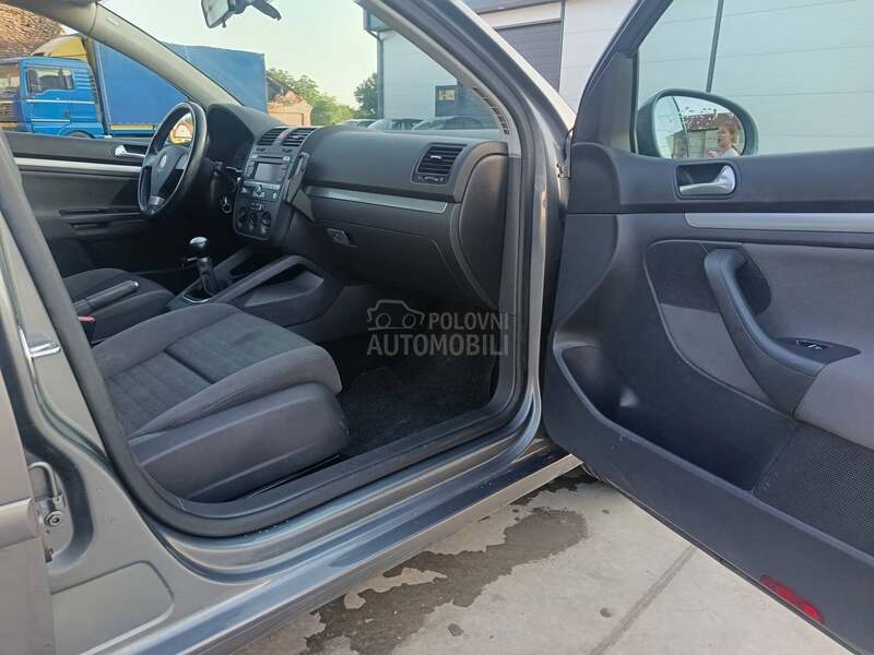 Volkswagen Golf 5 