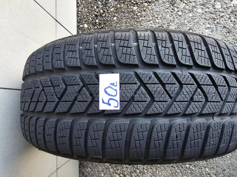 Pirelli 225/40 R18 Zimska