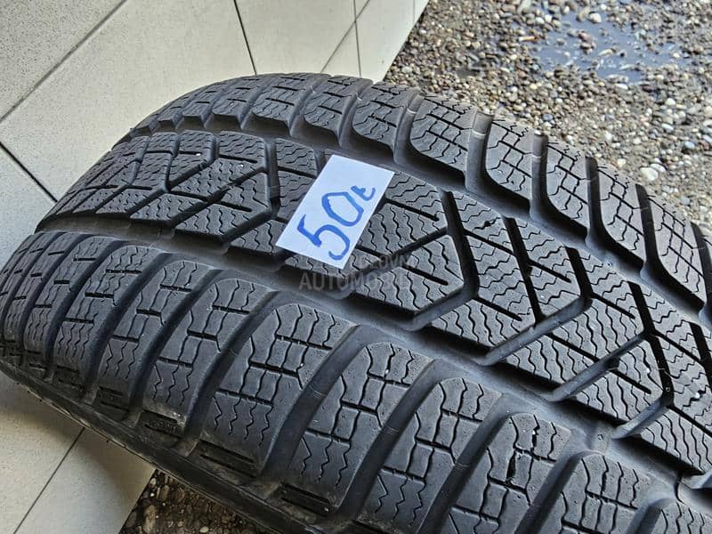 Pirelli 225/40 R18 Zimska