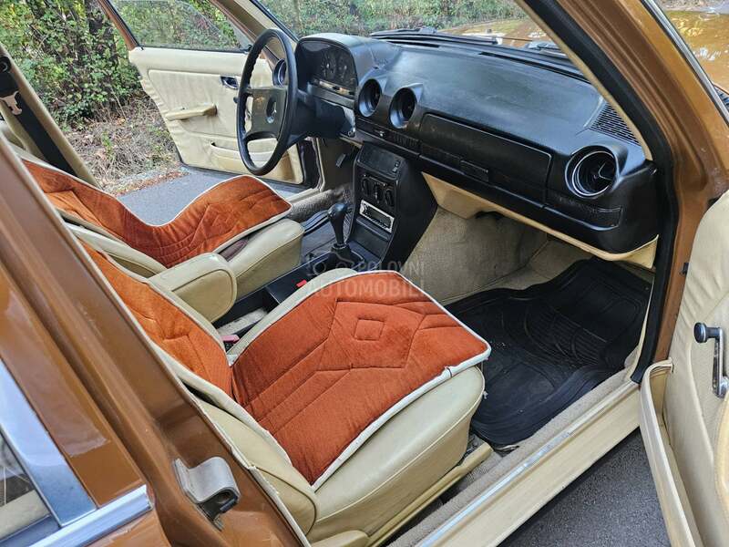 Mercedes Benz W123 