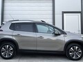 Peugeot 2008 PANO
