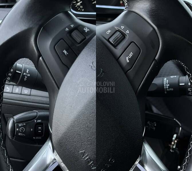Peugeot 2008 PANO
