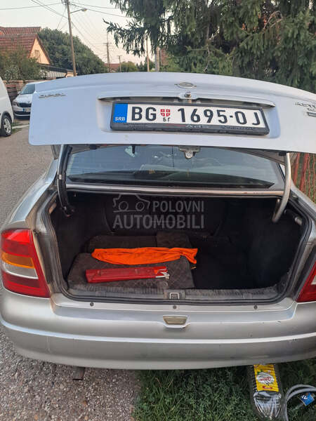 Opel Astra L 1.6 16w