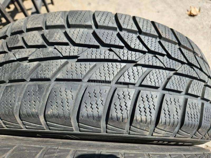 Hankook 185/60 R15 Sve sezone