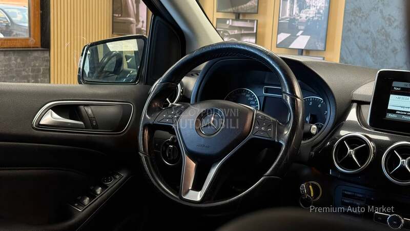 Mercedes Benz B 180 //1.6 //AUT/FUL
