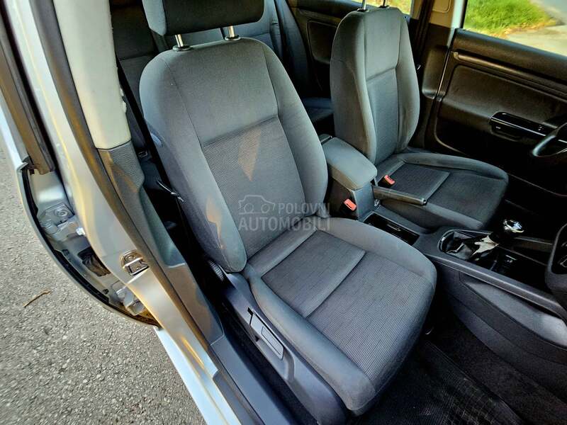 Volkswagen Golf 5 1.4 LUTKICAA