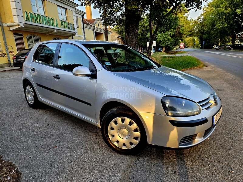 Volkswagen Golf 5 1.4 LUTKICAA