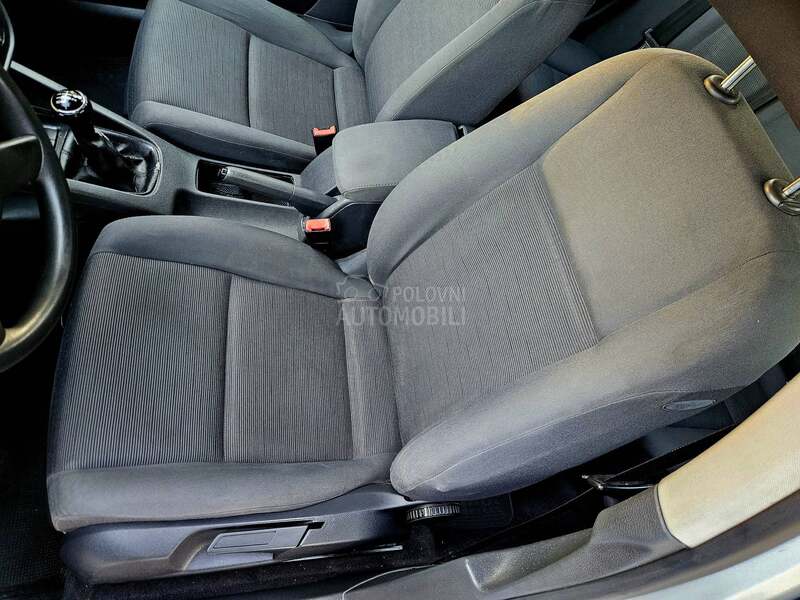 Volkswagen Golf 5 1.4 LUTKICAA
