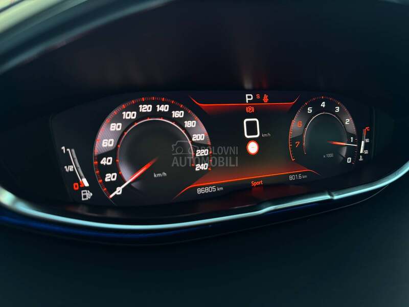 Peugeot 3008 EAT8 ACTIVE BUSINESS
