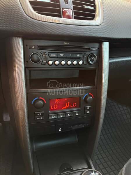 Peugeot 207 1.4 b