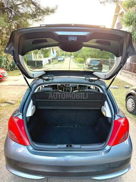 Peugeot 207 1.4 b