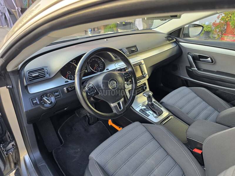 Volkswagen Passat CC 2.0TDI//F-ULL/DSG/