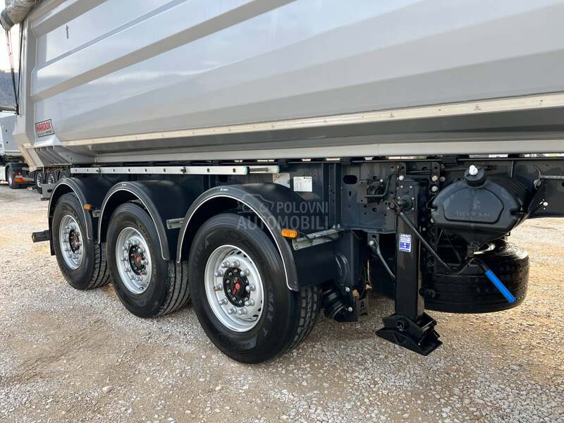 Wielton 28 kubika vise komada