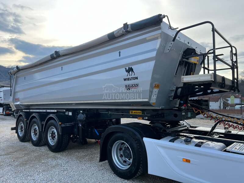 Wielton 28 kubika vise komada