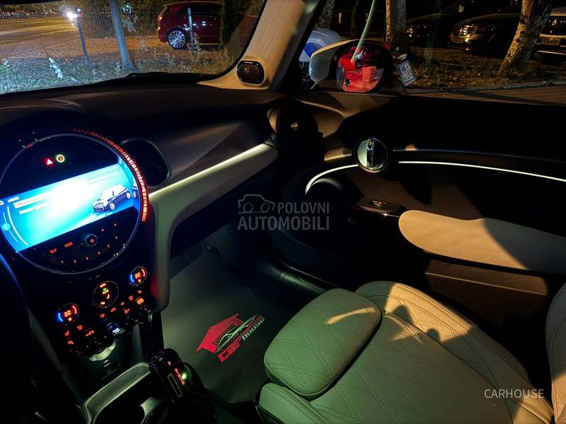 MINI Cooper SE EXCLUSIVE