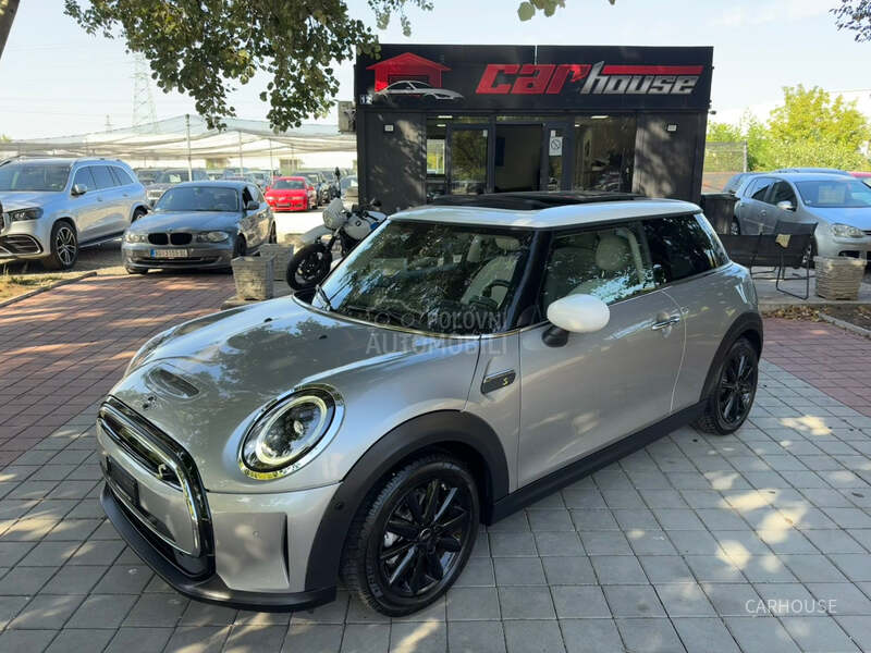 MINI Cooper SE EXCLUSIVE