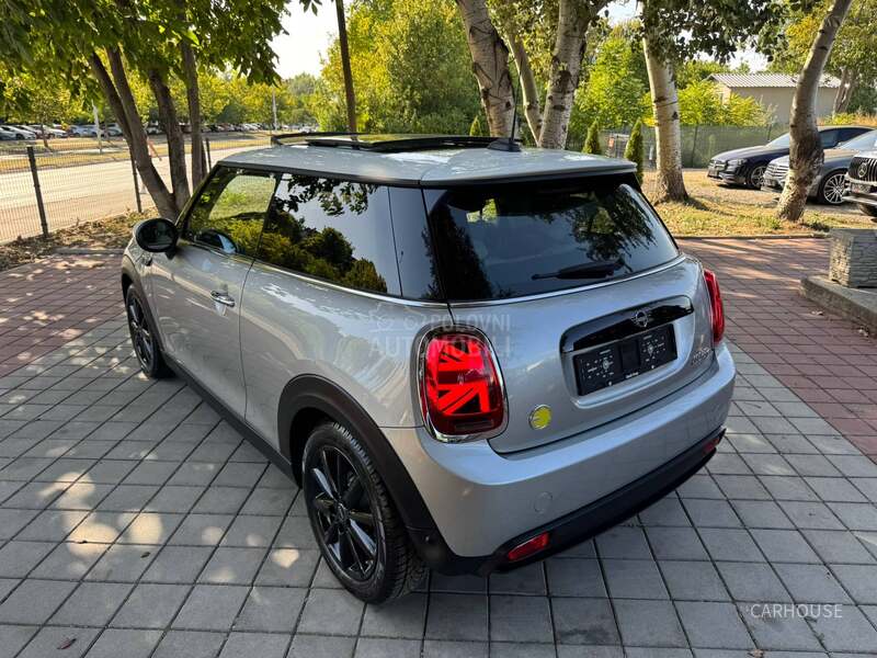MINI Cooper SE EXCLUSIVE