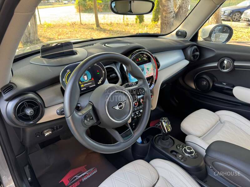 MINI Cooper SE EXCLUSIVE