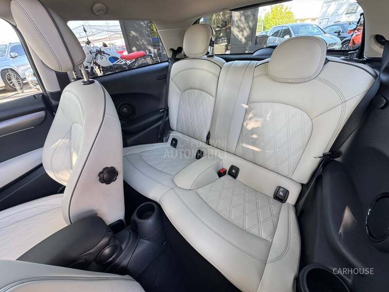 MINI Cooper SE EXCLUSIVE