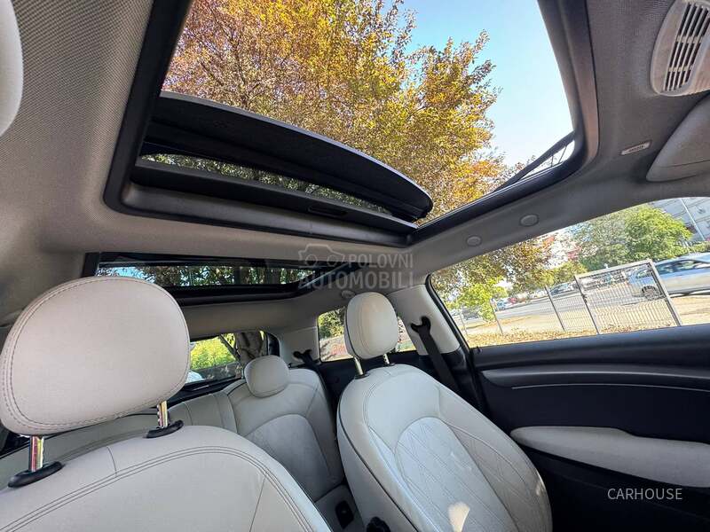 MINI Cooper SE EXCLUSIVE