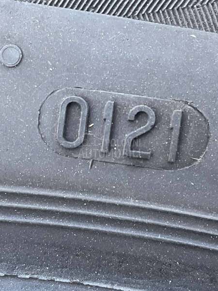 Continental 235/45 R18 Letnja