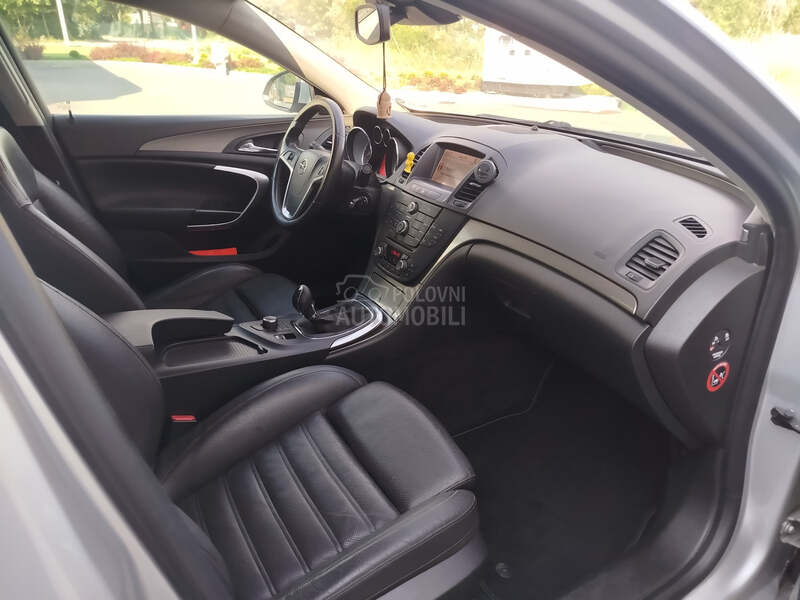 Opel Insignia 2.0 CDTI