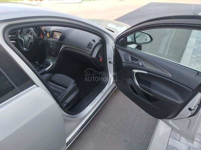 Opel Insignia 2.0 CDTI