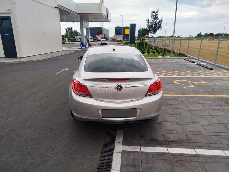Opel Insignia 2.0 CDTI