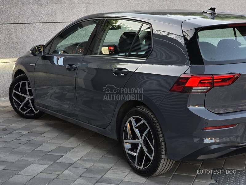 Volkswagen Golf 8 2.0 TDI 1st-edition